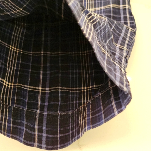 Calvin Klien Plaid Shorts - Size 8 - Picture 4 of 9